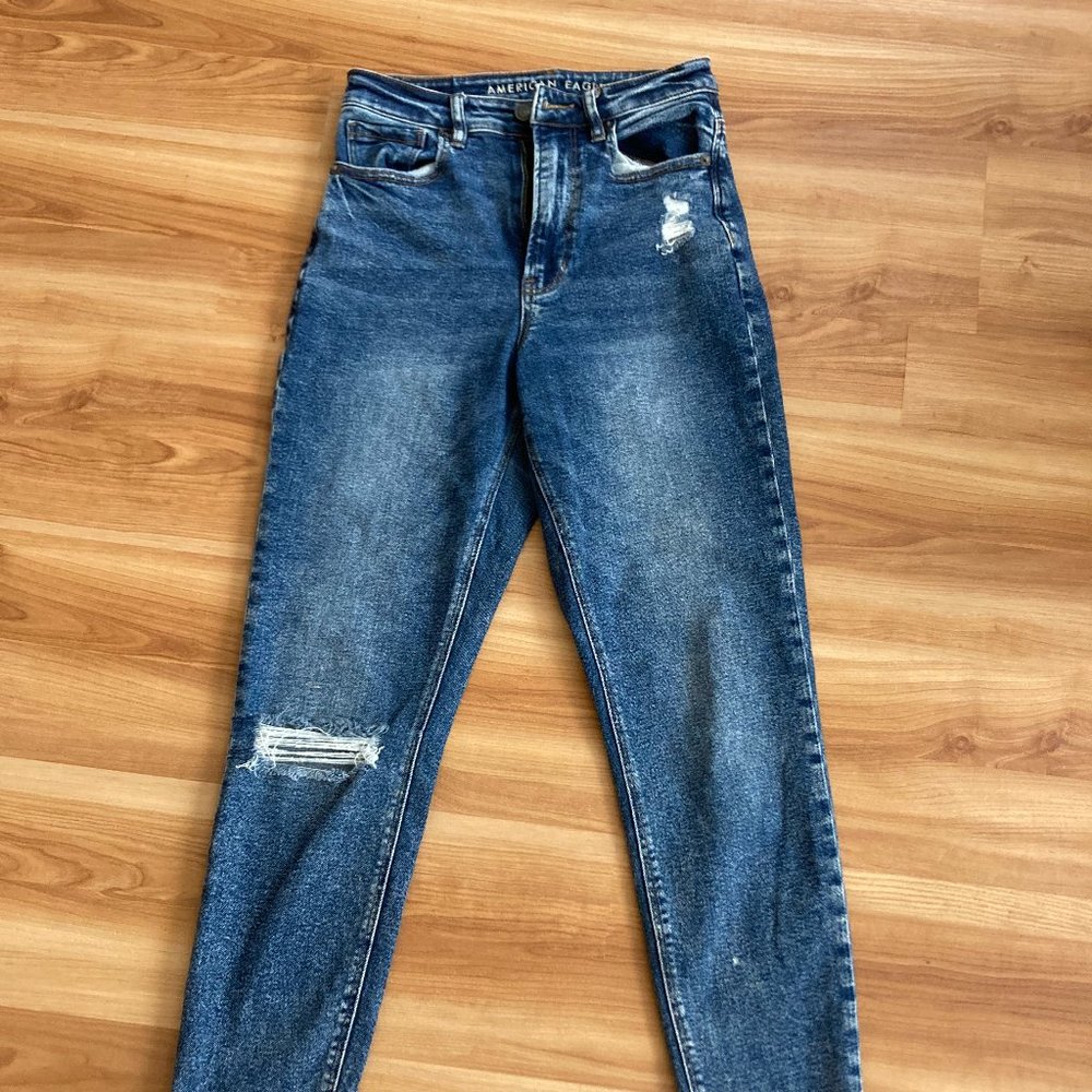 American Eagle Mom Jeans